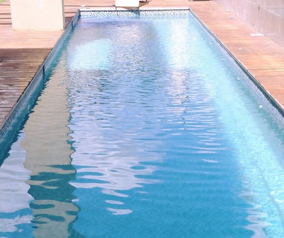 שירותי בריכות