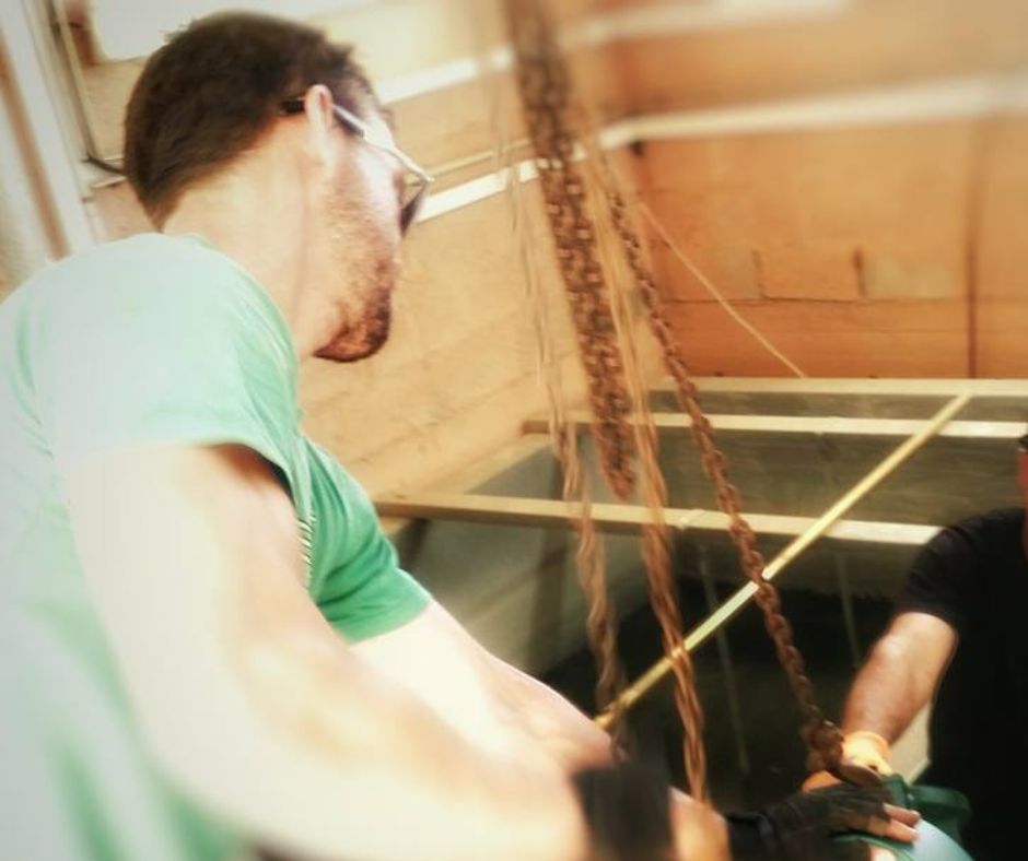 שירותי בריכות