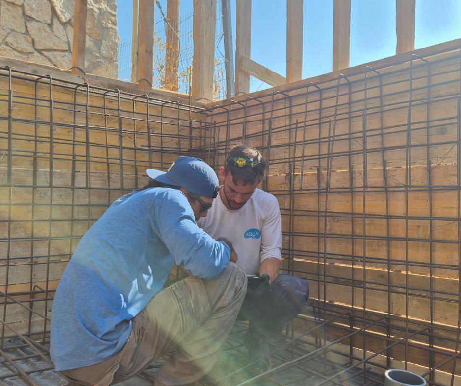 אינלטים לבריכה