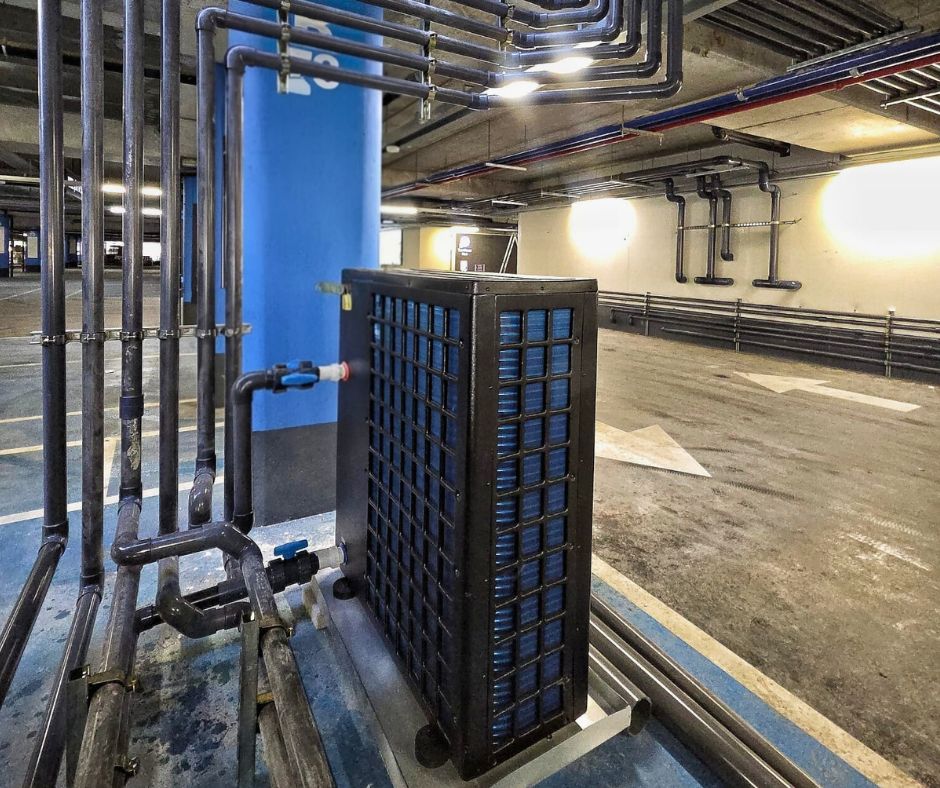 משאבת חום לבריכה